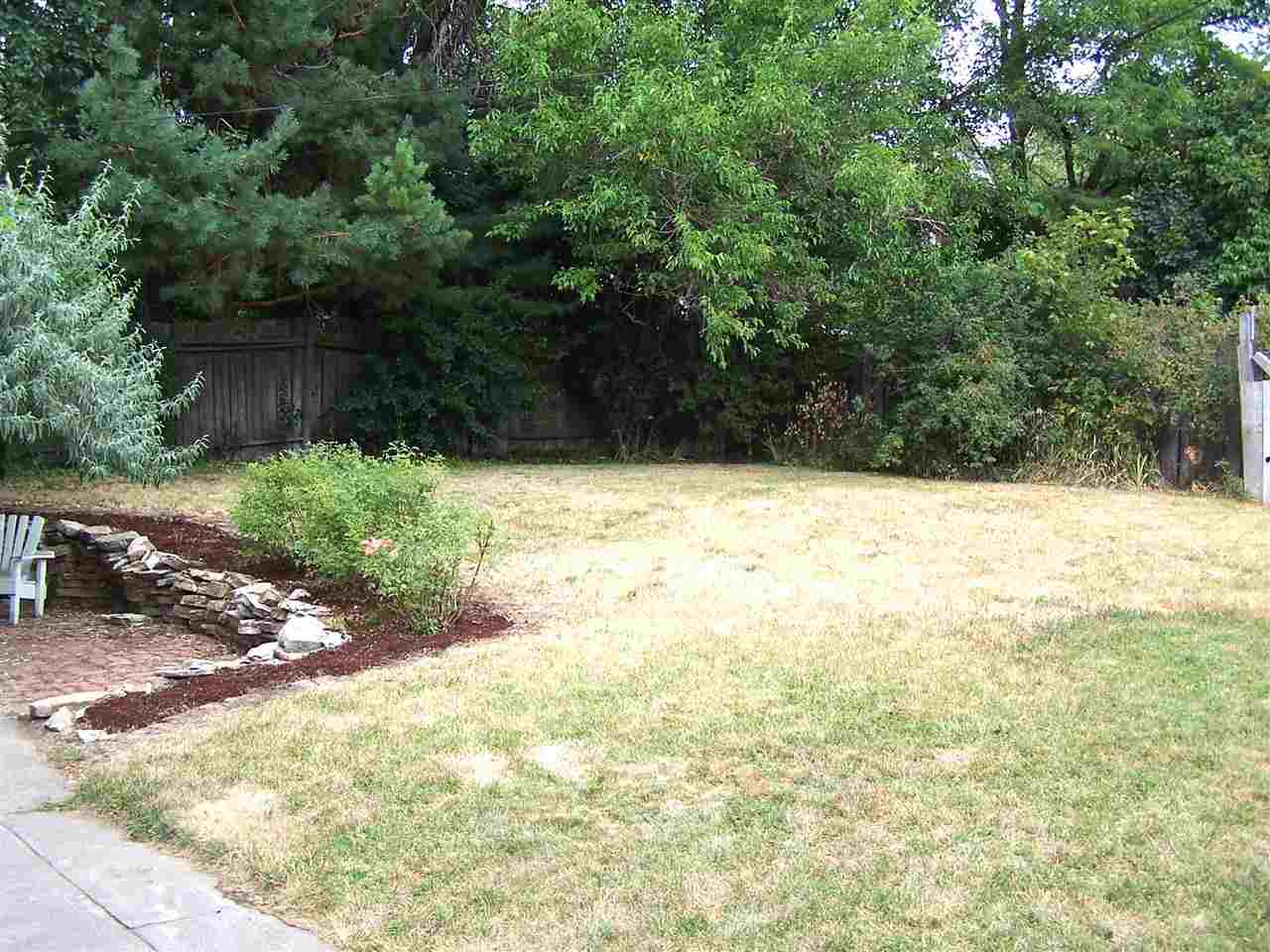105 S McNeil Ave - Photo 3