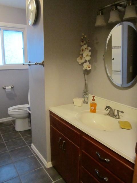 710 13th St - Photo 5