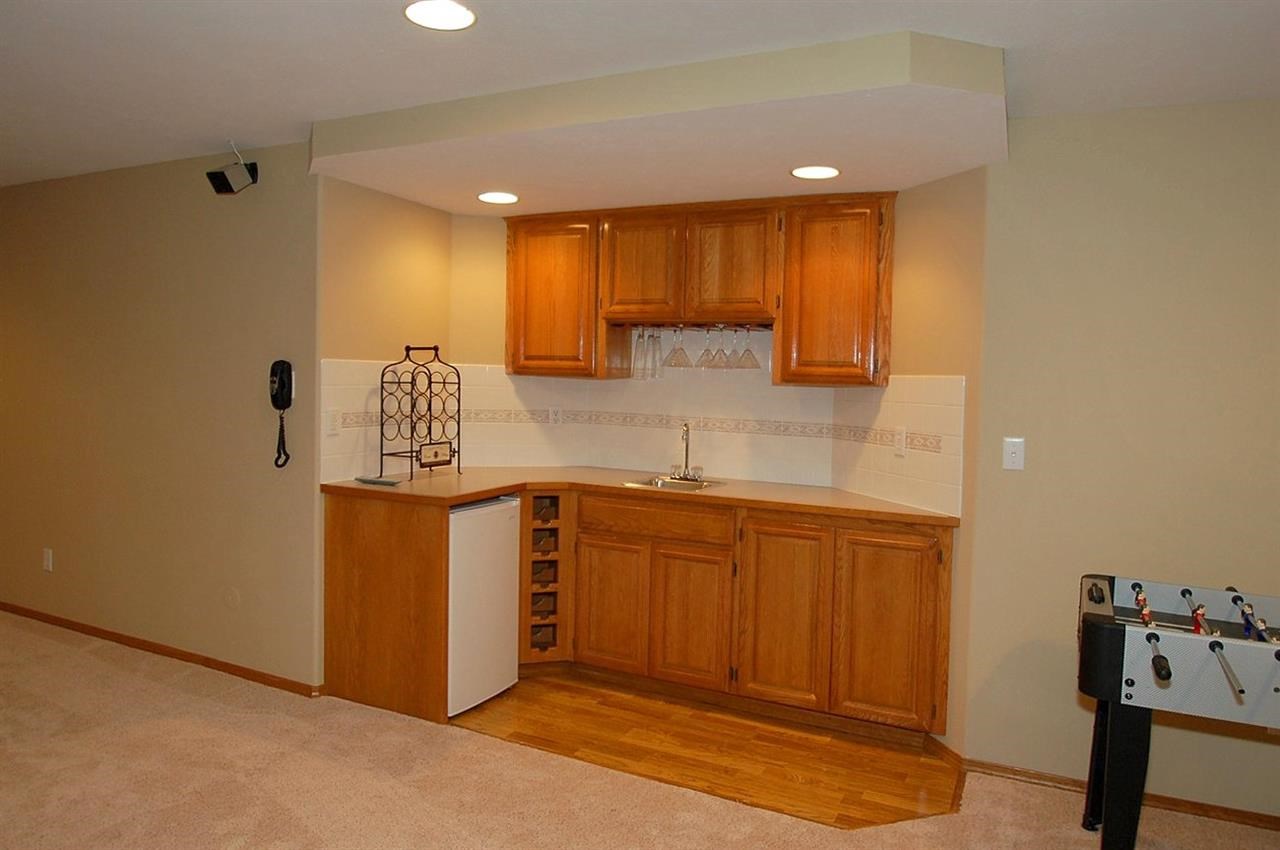825 N Stevenson Ct - Photo 15