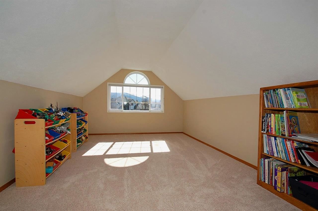 825 N Stevenson Ct - Photo 10
