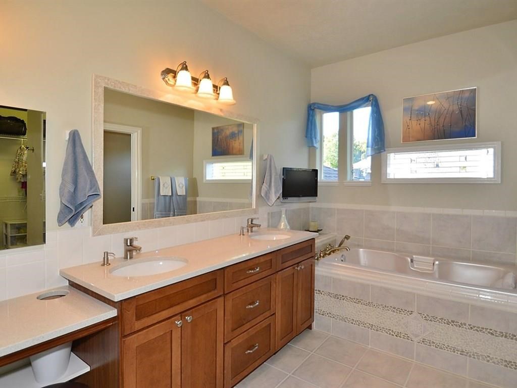 117 S Wright Ct - Photo 14