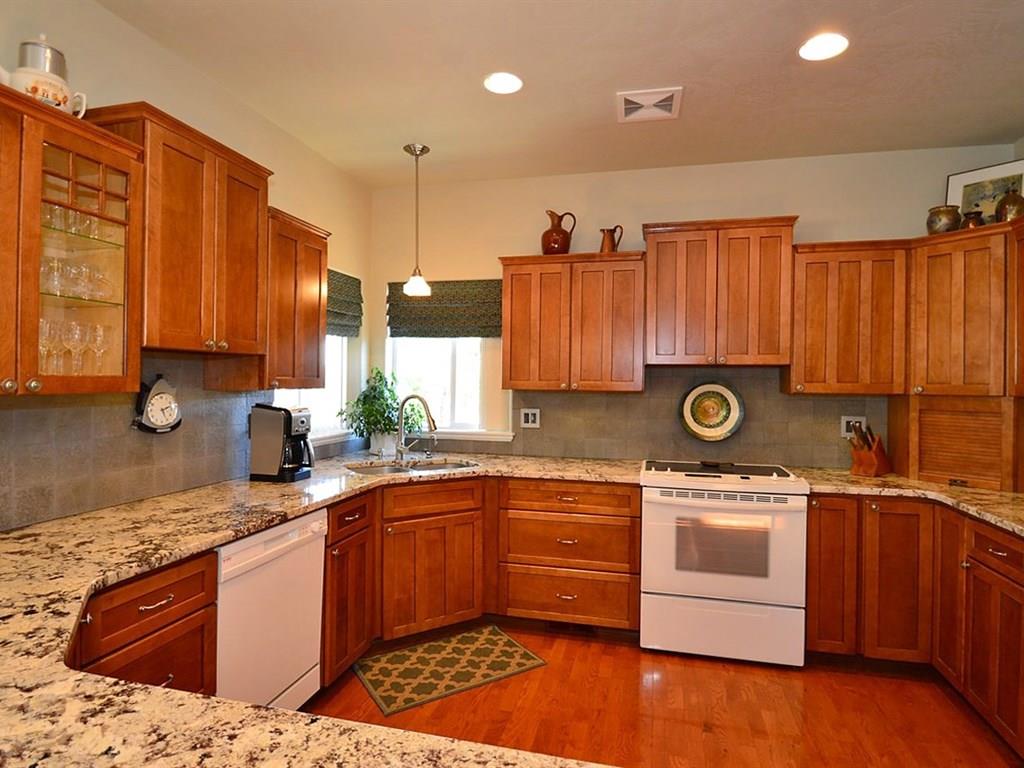 117 S Wright Ct - Photo 6