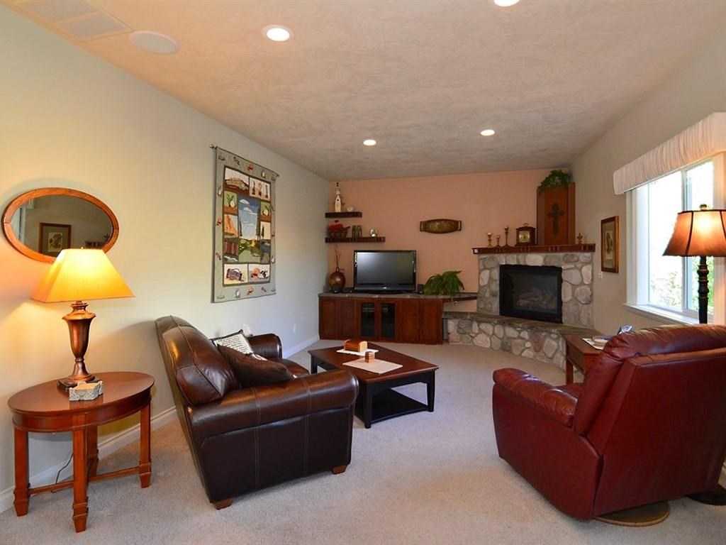 117 S Wright Ct - Photo 9