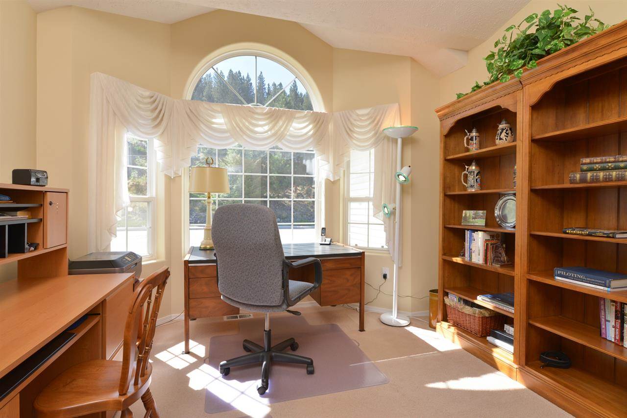 1216 W Bolan Ave - Photo 14