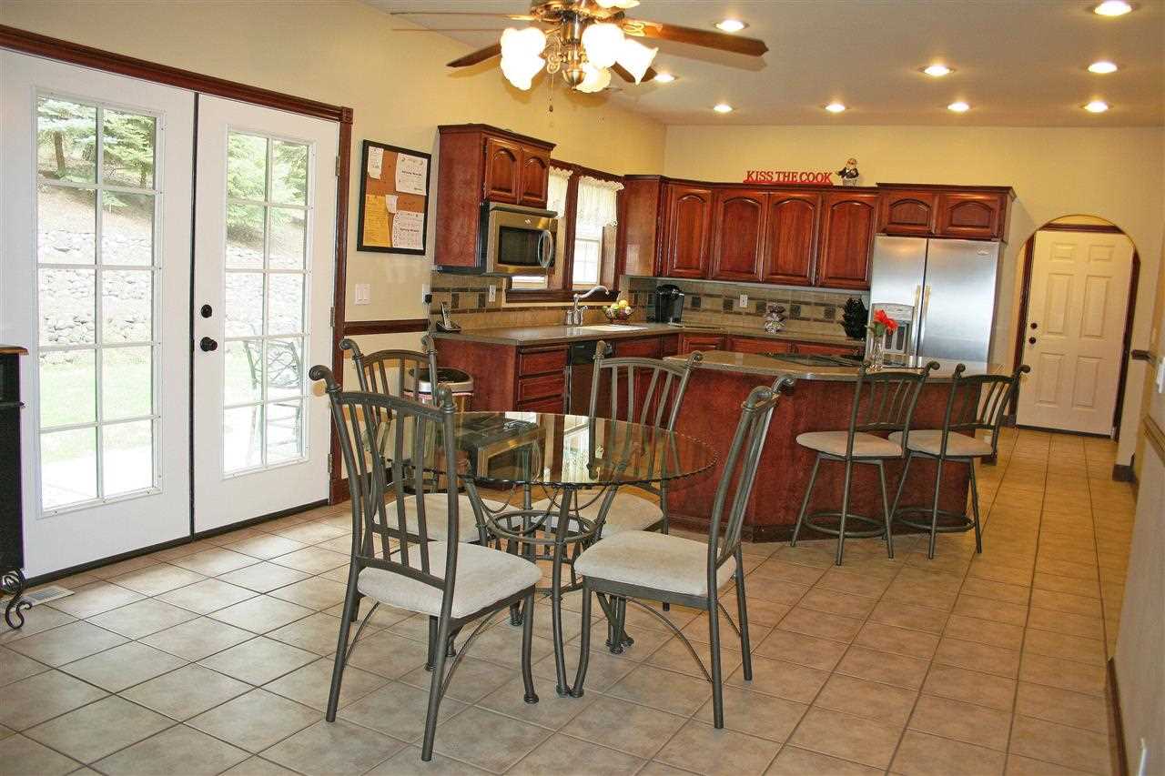 9011 N Oakland Rd - Photo 7