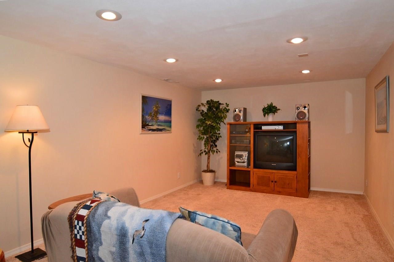 3228 W Queen Pl - Photo 11