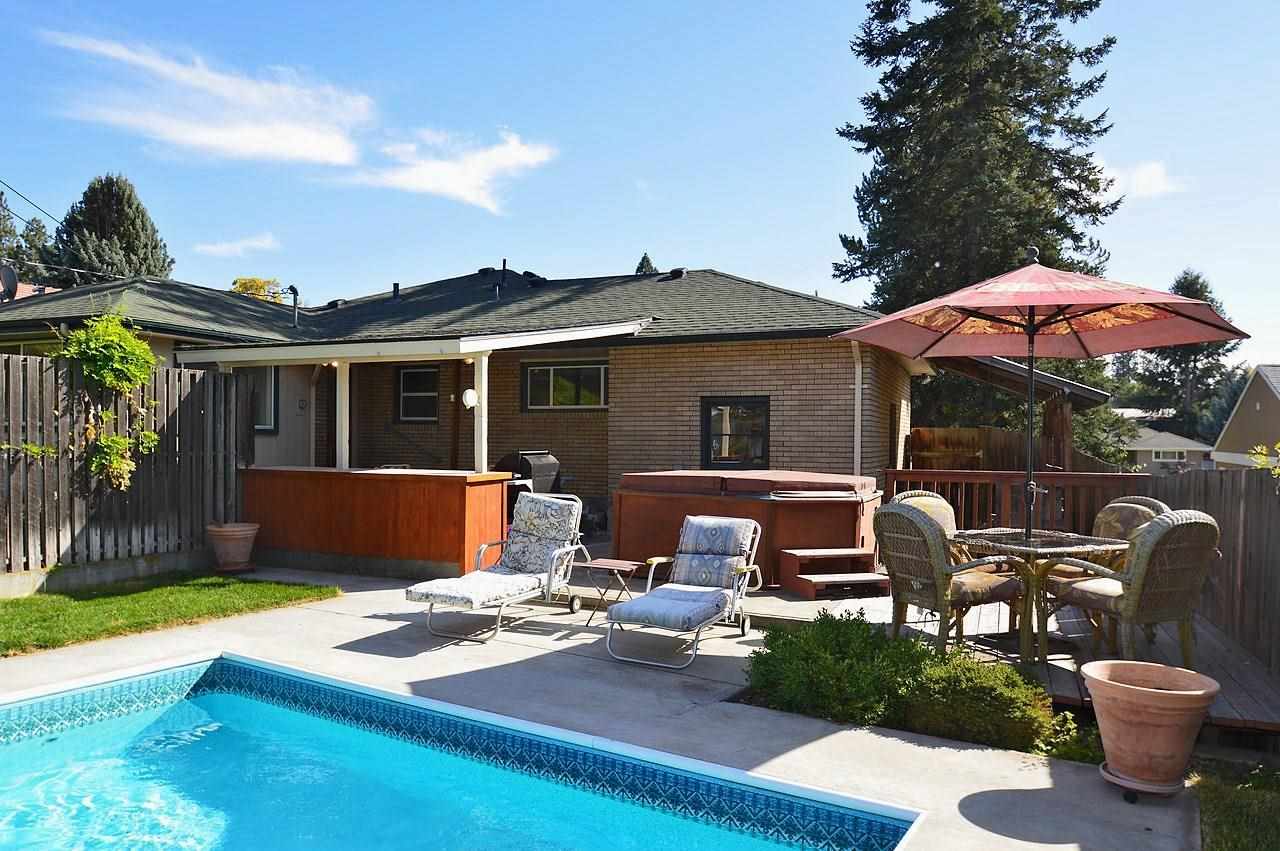 3228 W Queen Pl - Photo 17
