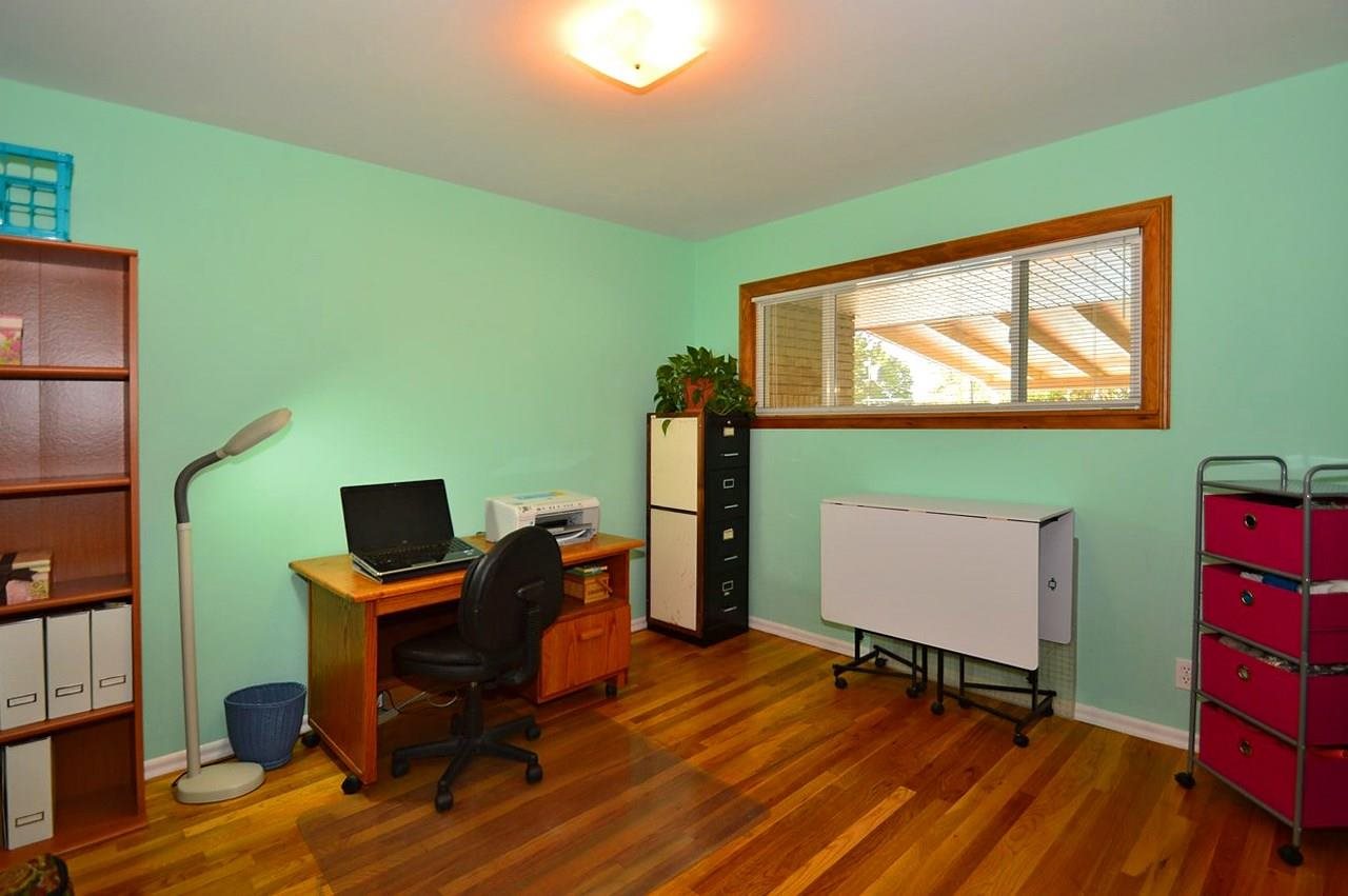 3228 W Queen Pl - Photo 9