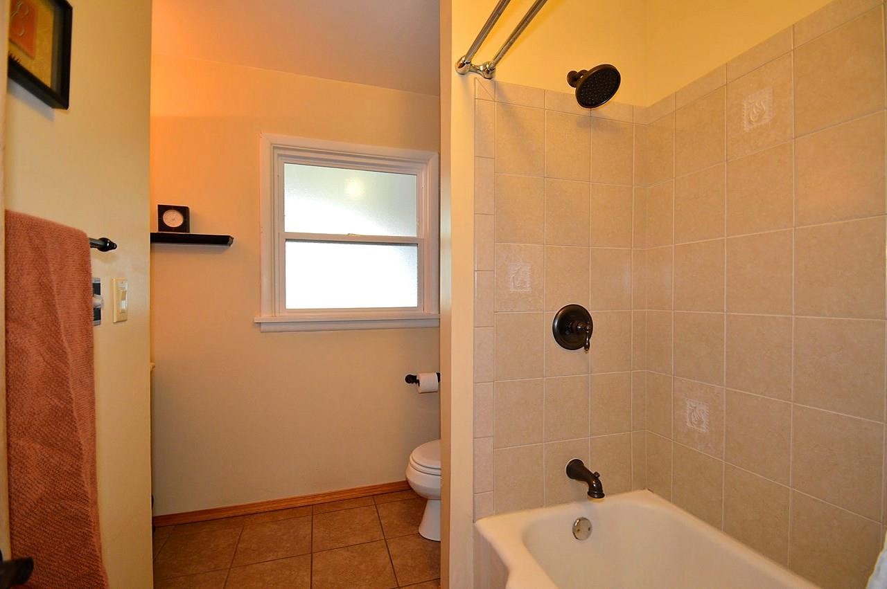 3228 W Queen Pl - Photo 10