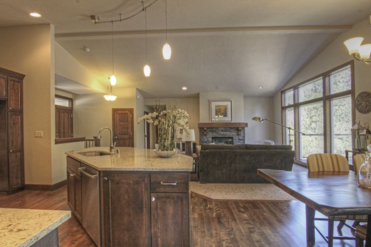 11303 E Aspen - Photo 8