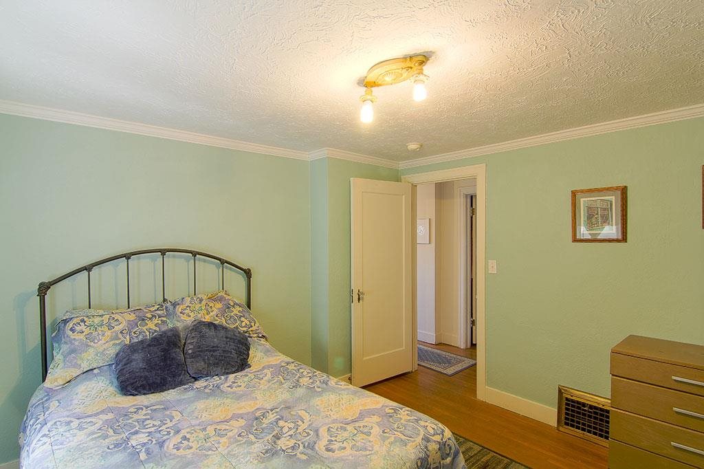 1618 S Cedar Street - Photo 8