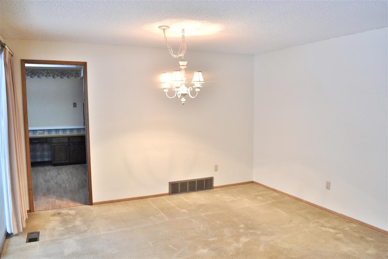 1228 W Cherrywood - Photo 10
