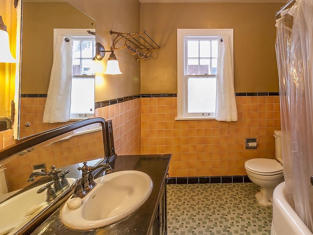 408 W 23RD - Photo 11
