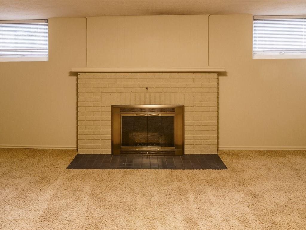 408 W 23RD - Photo 17