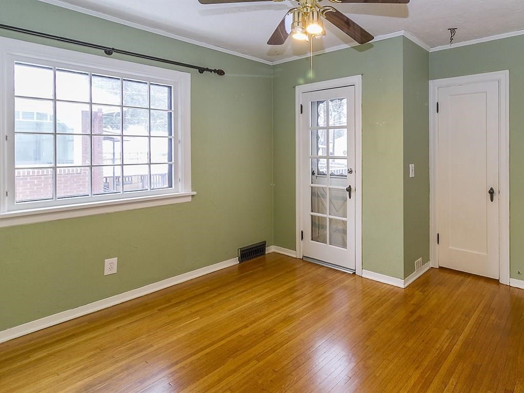 408 W 23RD - Photo 10