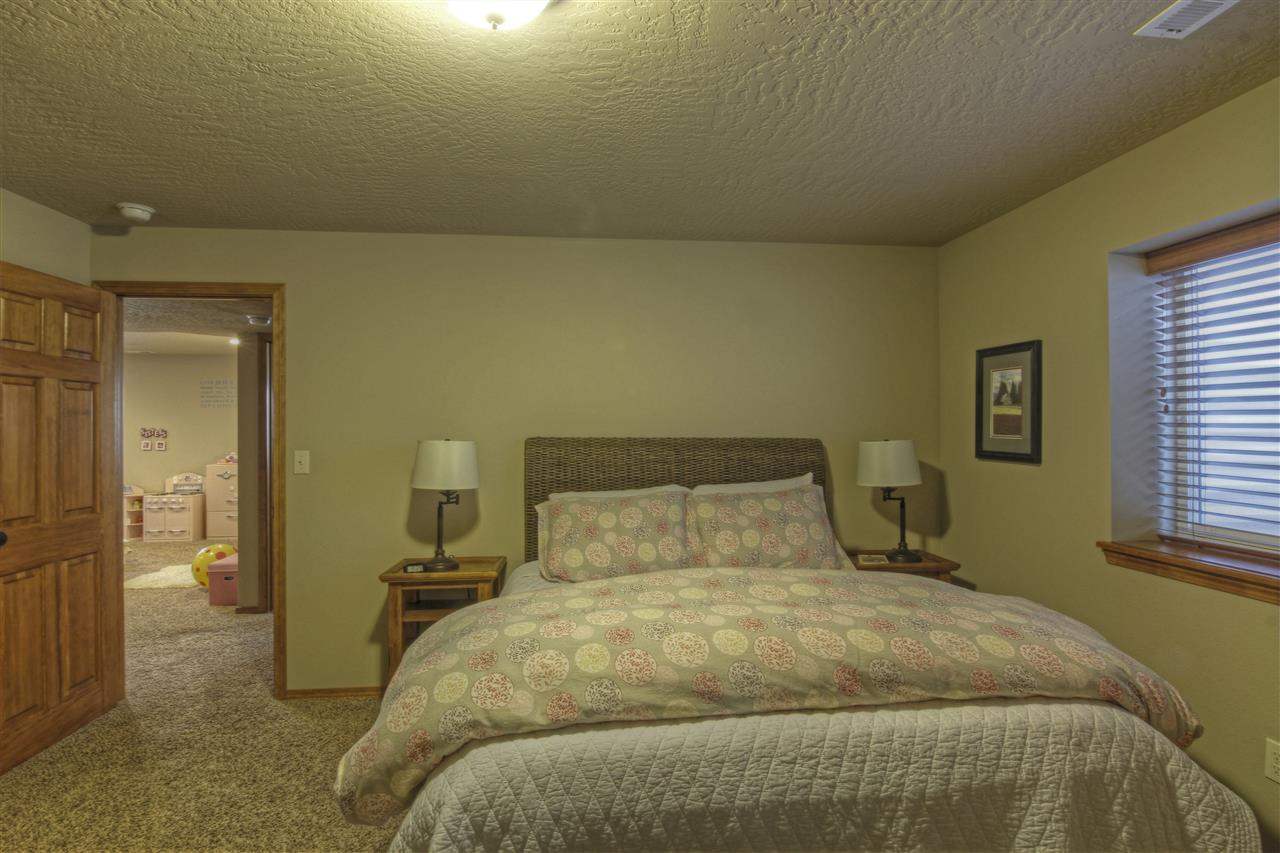 907 W Westera Ct - Photo 18