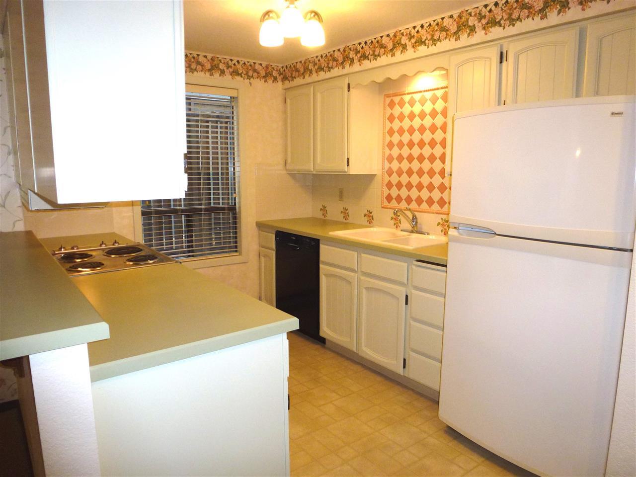 11011 E 4th Ave - Photo 5