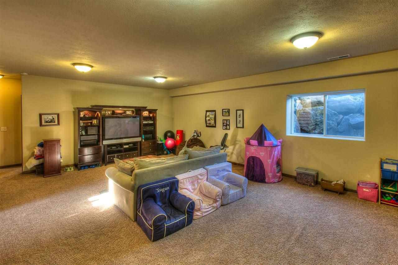2216 S Meadow Ct - Photo 13