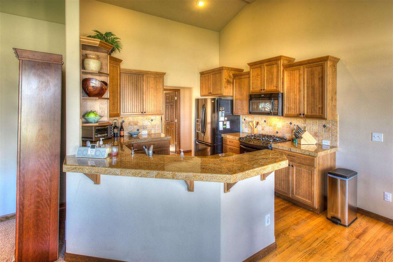 2216 S Meadow Ct - Photo 5