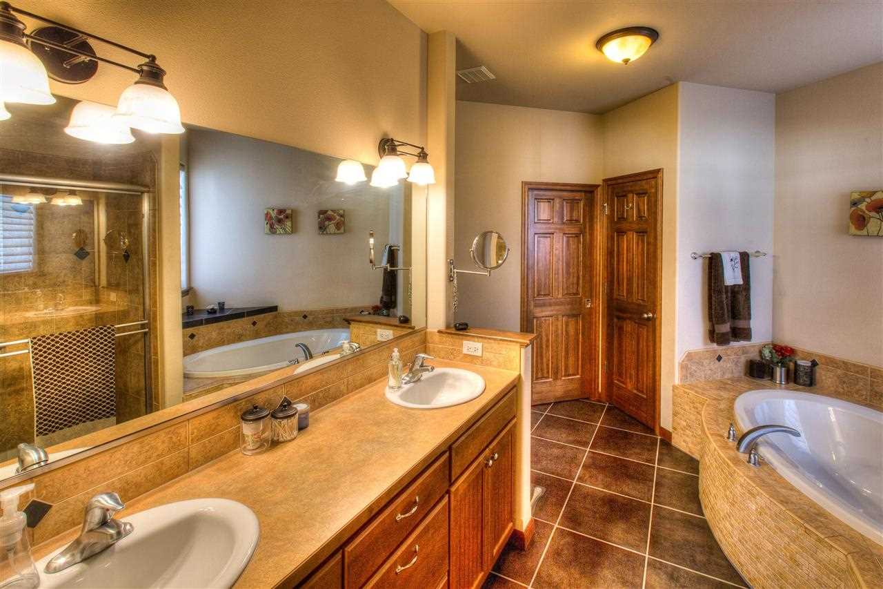 2216 S Meadow Ct - Photo 8