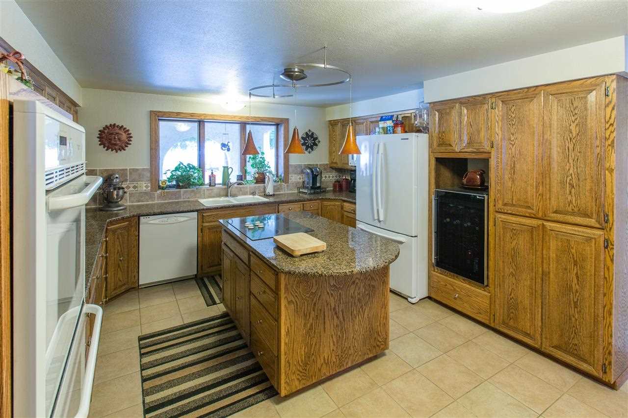 3608 S Fancher Rd - Photo 9