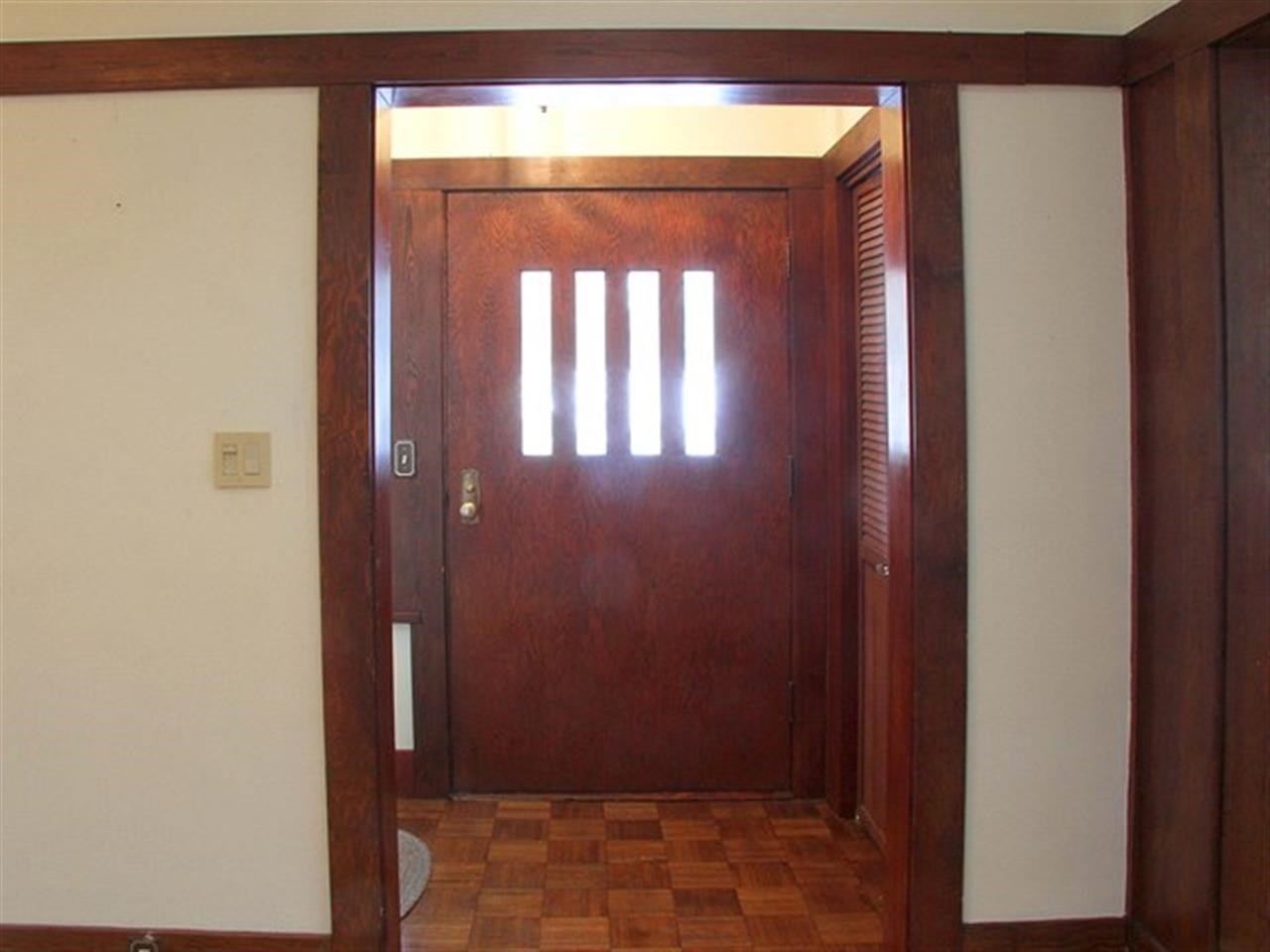 715 W 23rd St - Photo 5