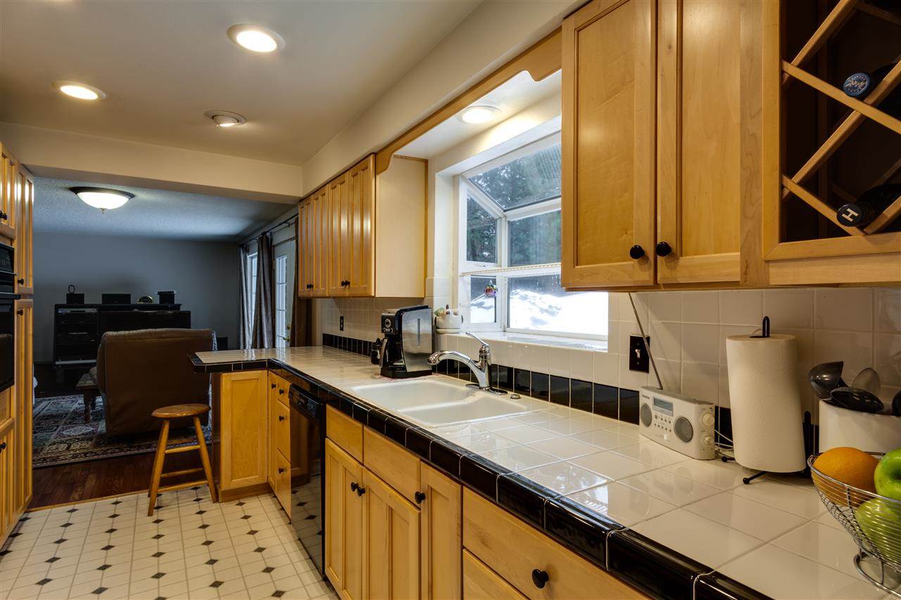 2331 S Crestline St - Photo 6
