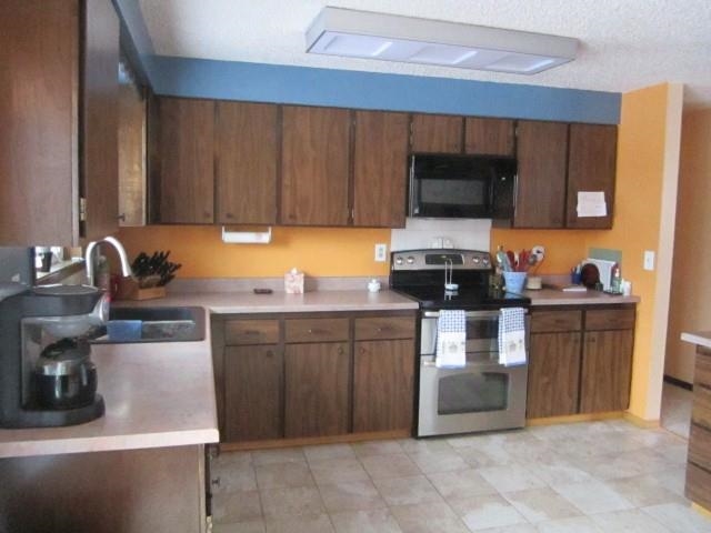 408 Presley Dr - Photo 3