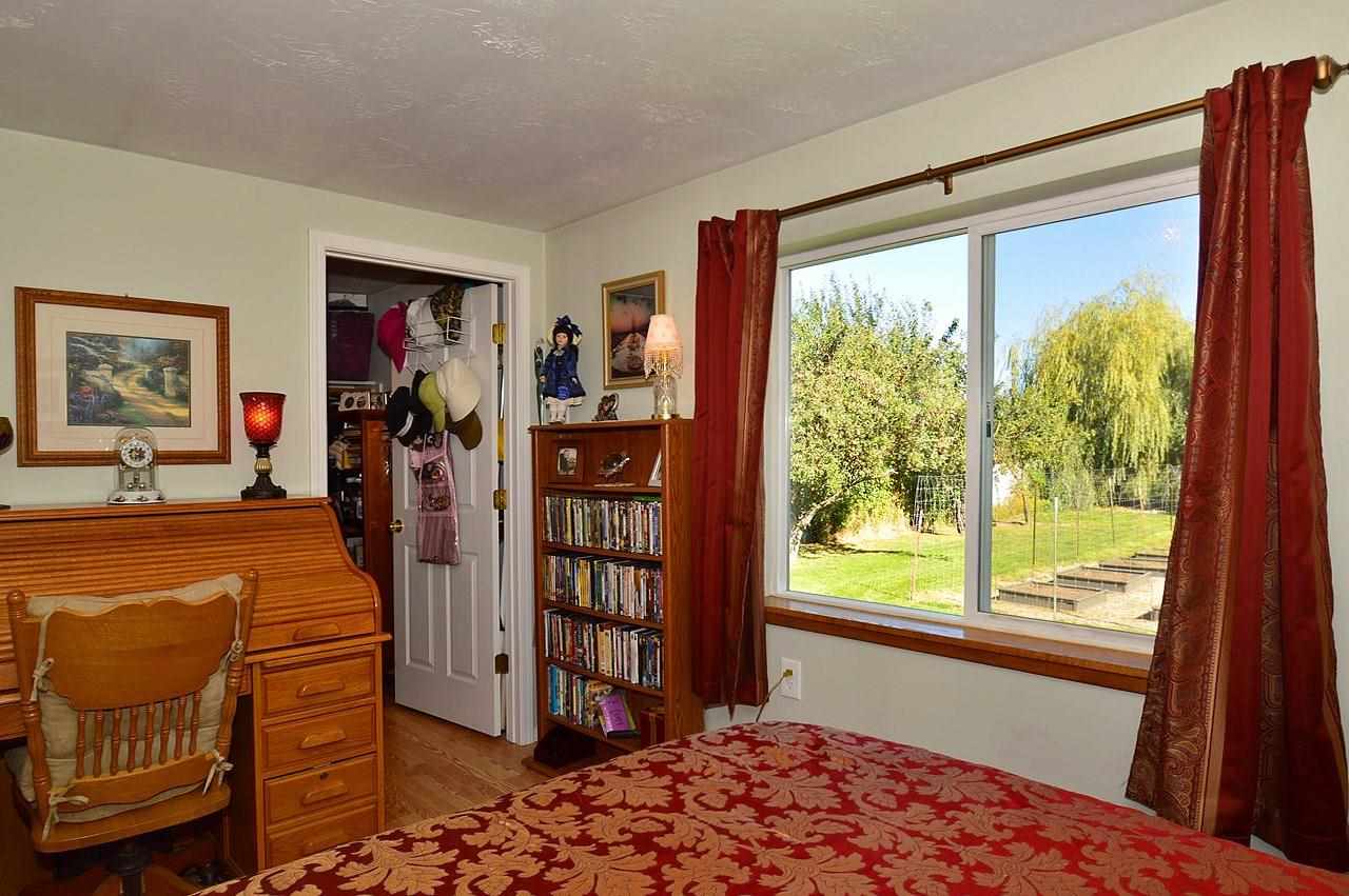 11064 N Honeymoon Bay Rd - Photo 14