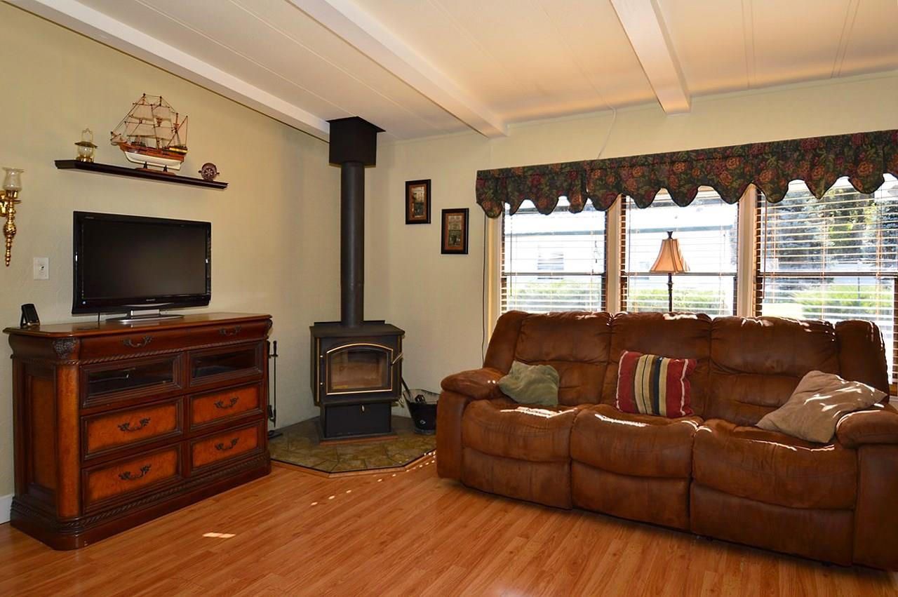 11064 N Honeymoon Bay Rd - Photo 3