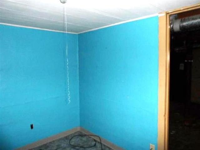 2404 W Wabash Ave - Photo 8