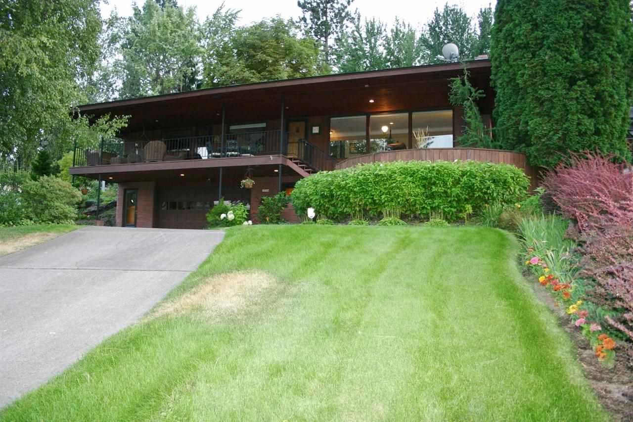 10504 N College Cir - Photo 1