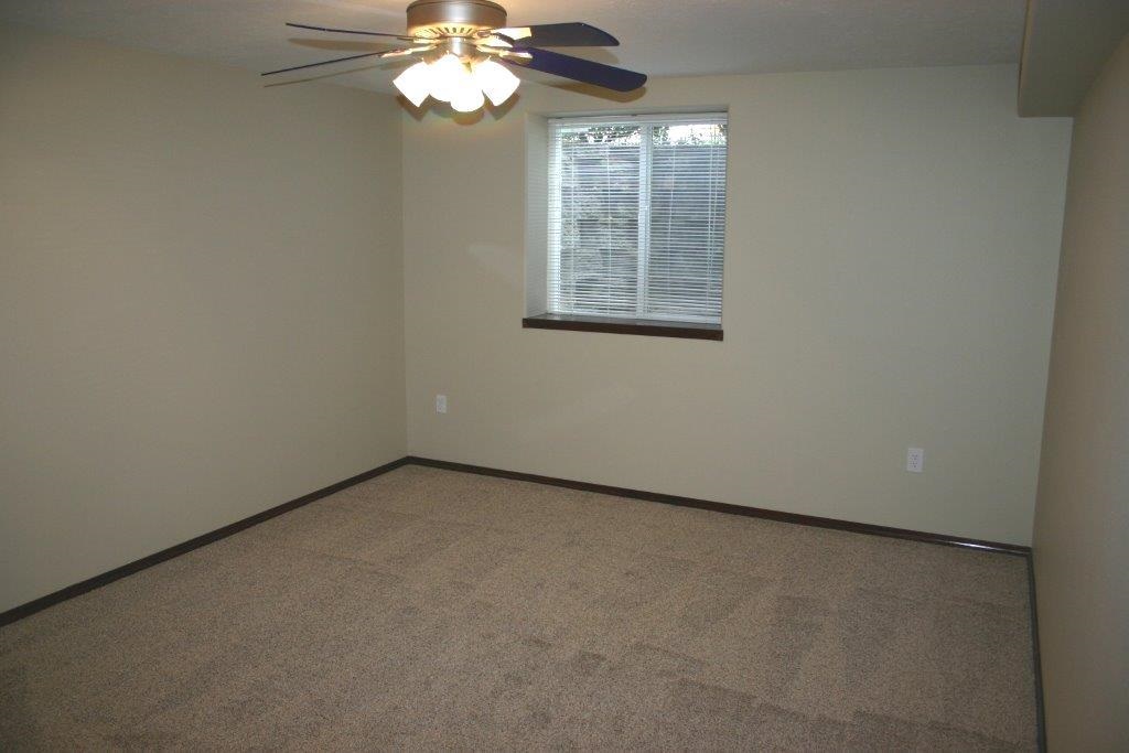 311 W Arrow Ln - Photo 11