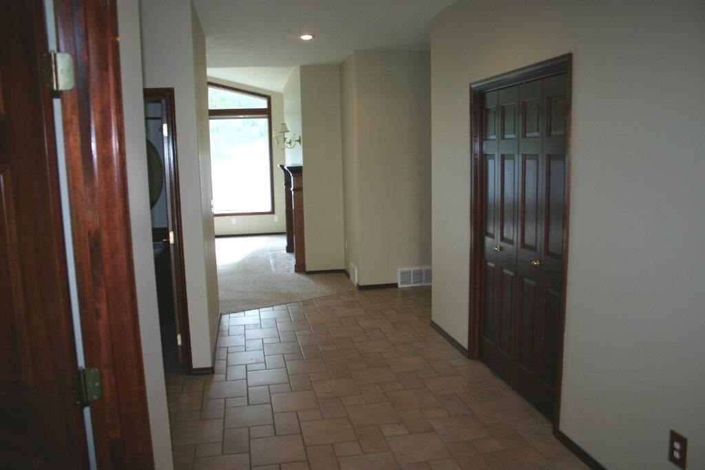 311 W Arrow Ln - Photo 10