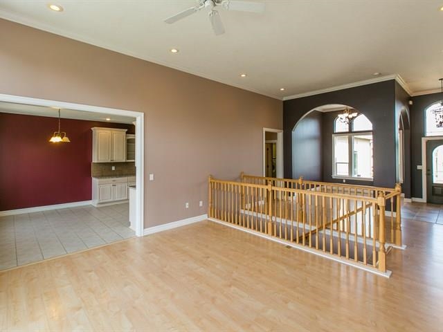 1220 W Chaucer Ave - Photo 3