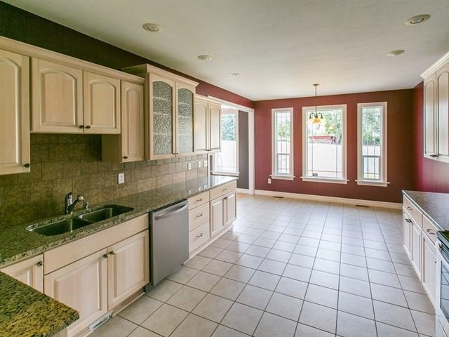 1220 W Chaucer Ave - Photo 6