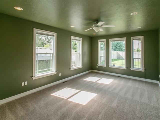 1220 W Chaucer Ave - Photo 8