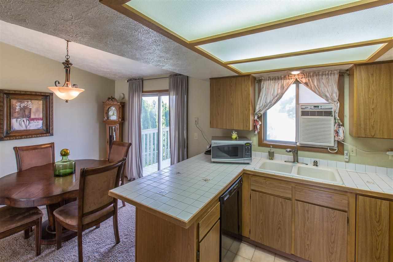 13911 E 9th - Photo 7