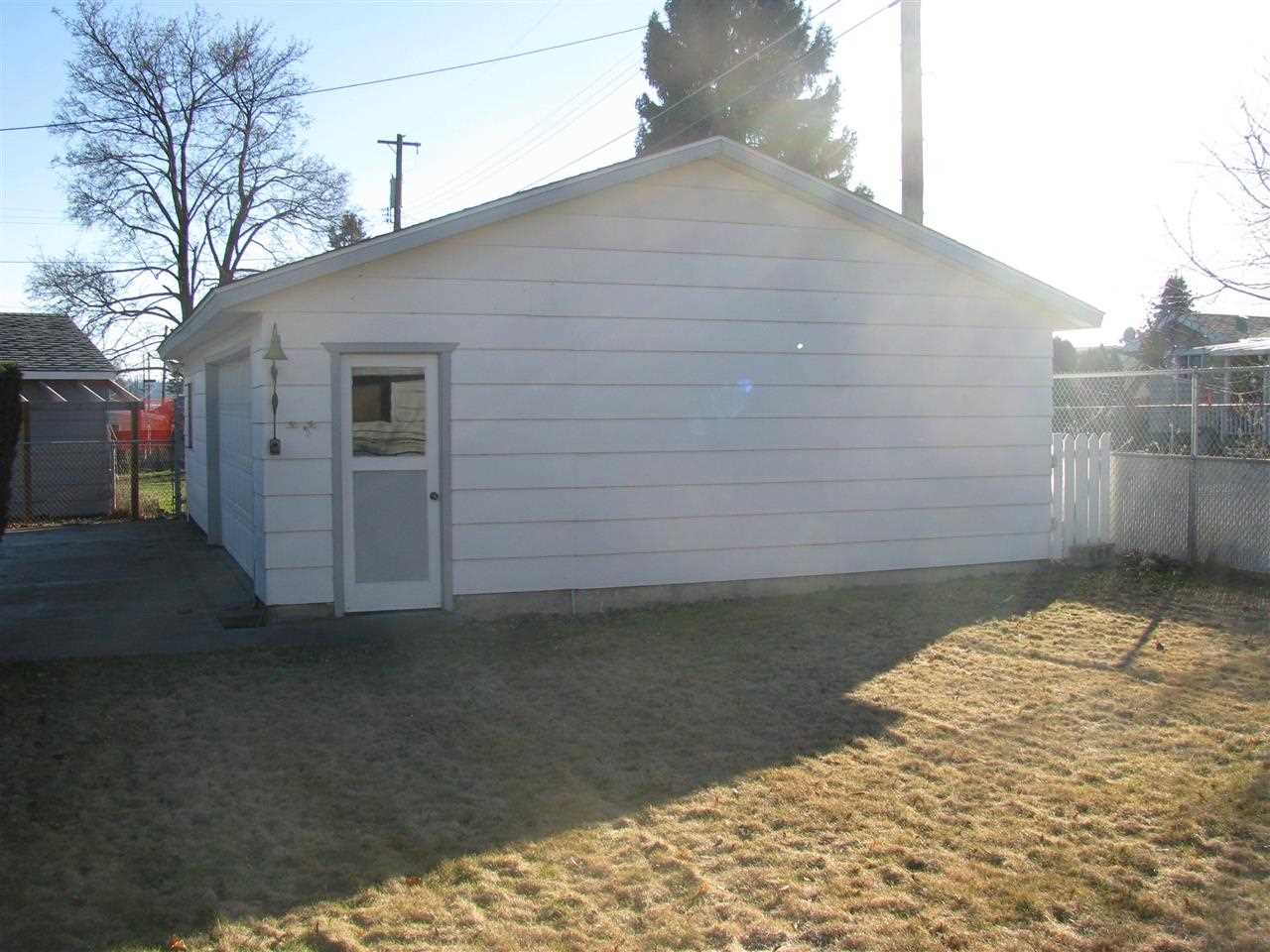 2419 N Upriver Ct - Photo 11
