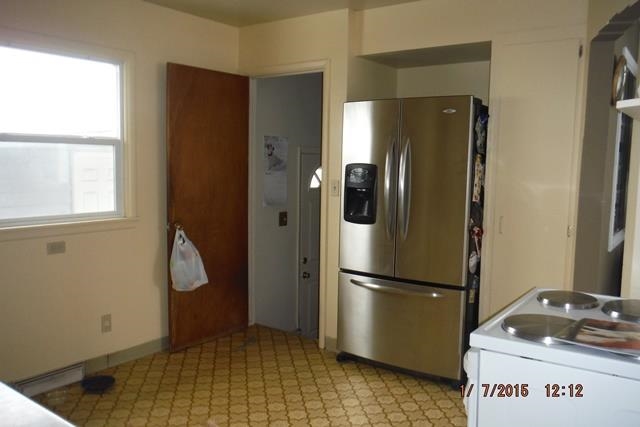 4127 W Broad - Photo 3