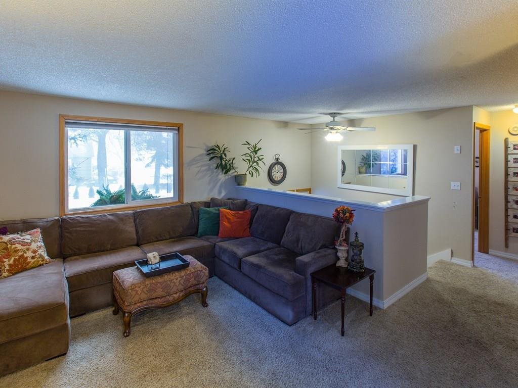 2721 N Bowman Rd - Photo 3