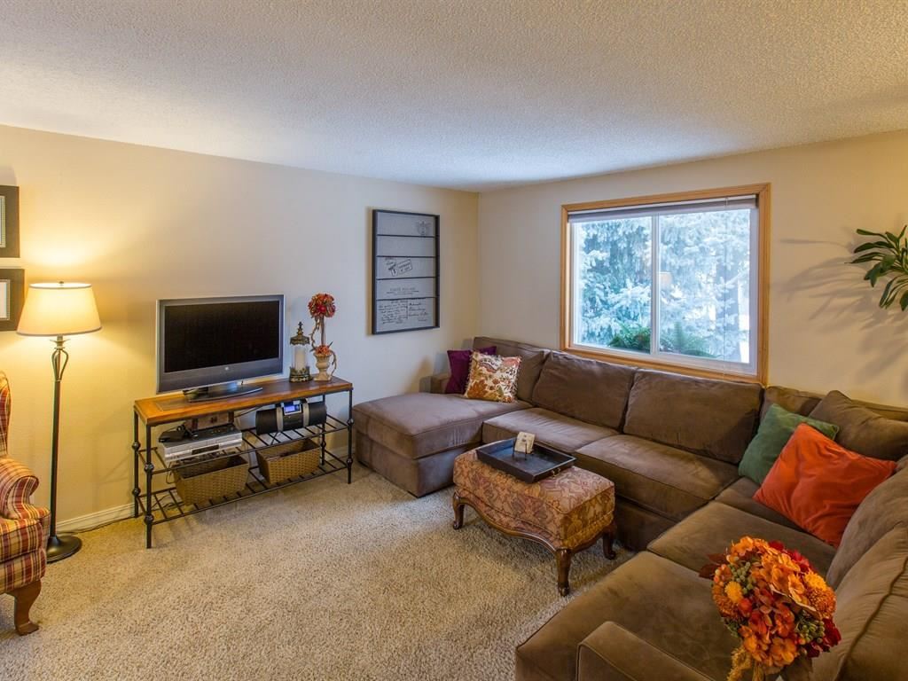 2721 N Bowman Rd - Photo 4