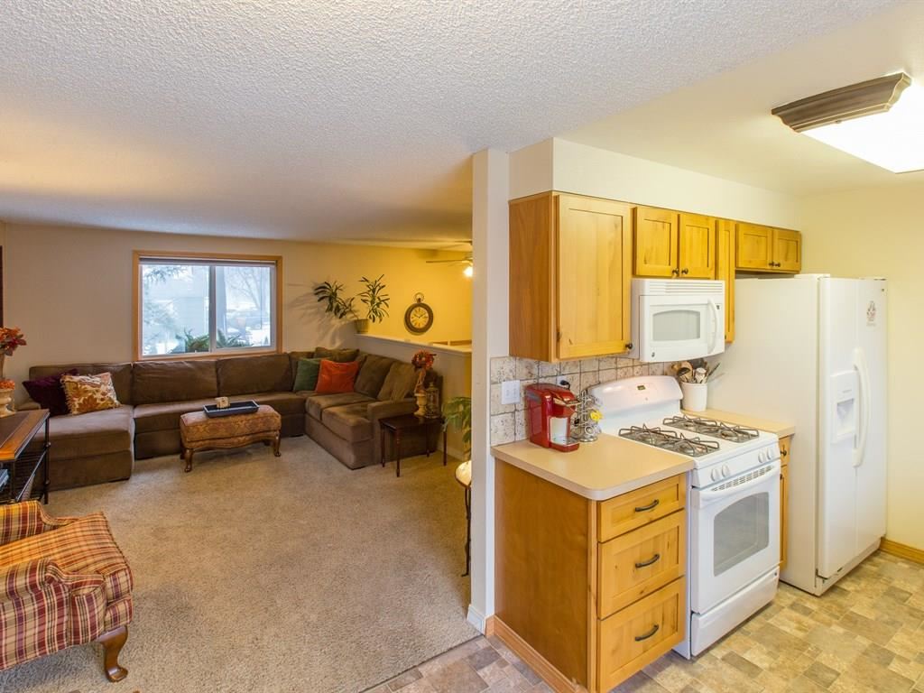 2721 N Bowman Rd - Photo 5