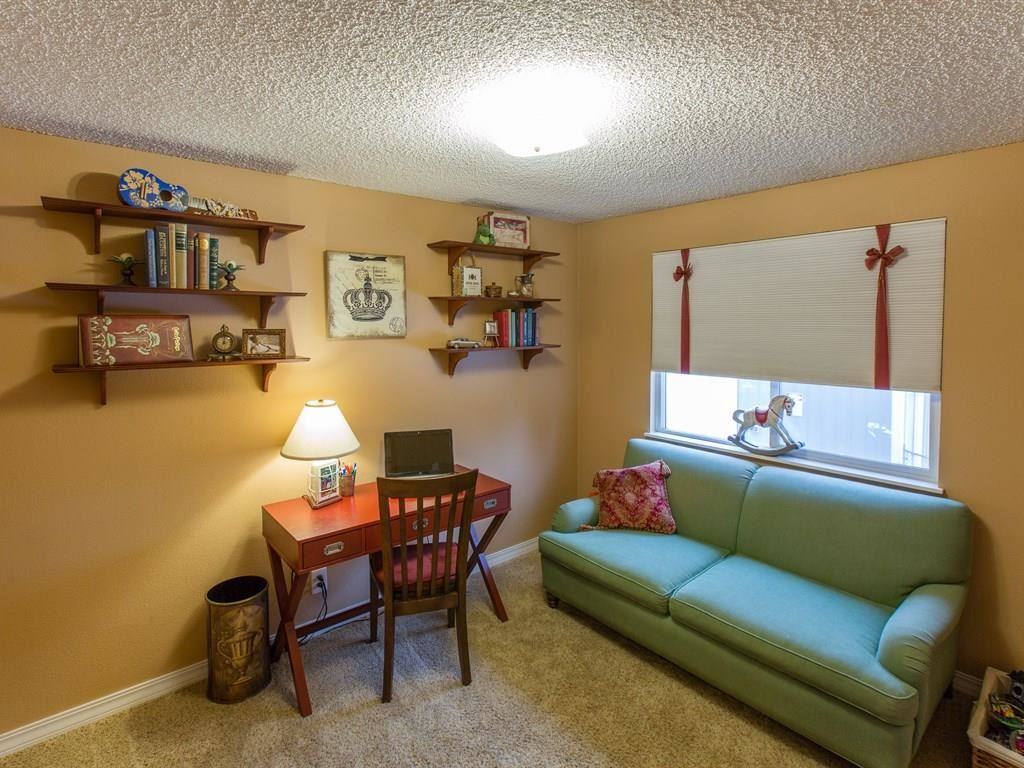 2721 N Bowman Rd - Photo 10