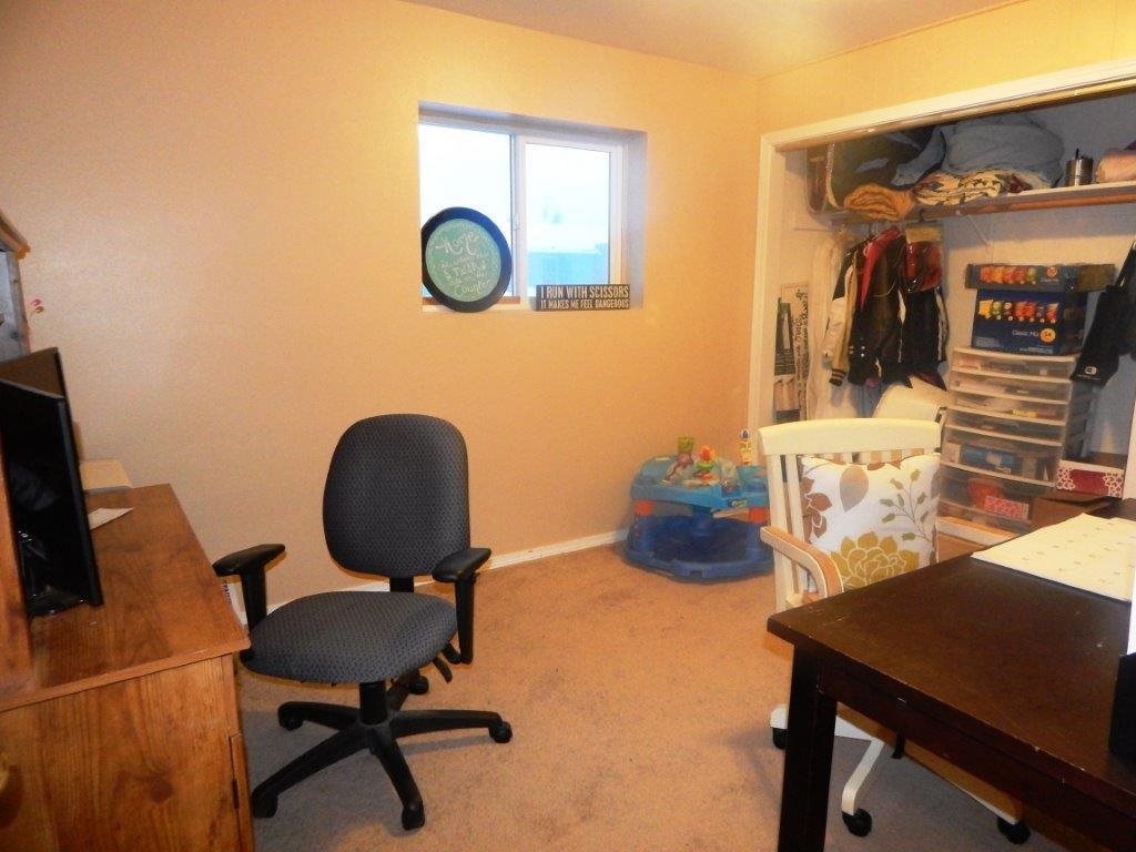 1233 E Elep Ave - Photo 14