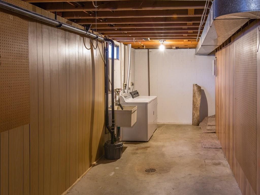 2724 N Bowman Rd - Photo 16