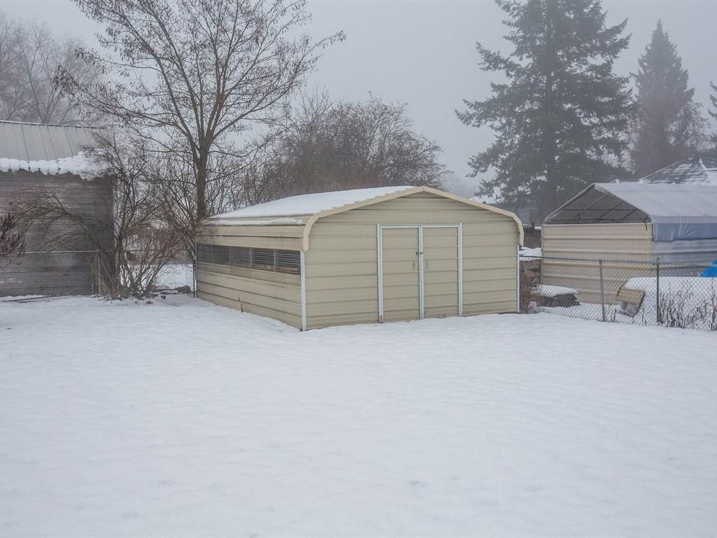 2724 N Bowman Rd - Photo 18