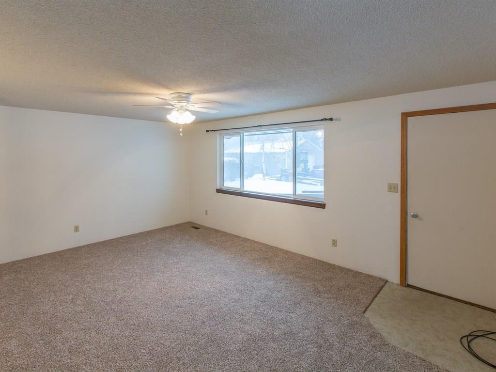2724 N Bowman Rd - Photo 3