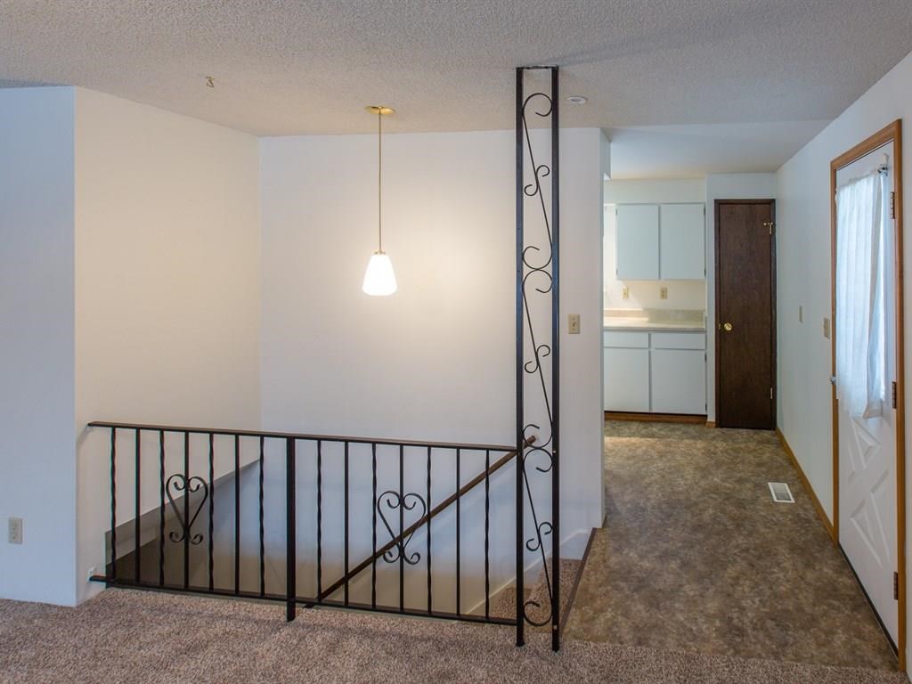 2724 N Bowman Rd - Photo 6