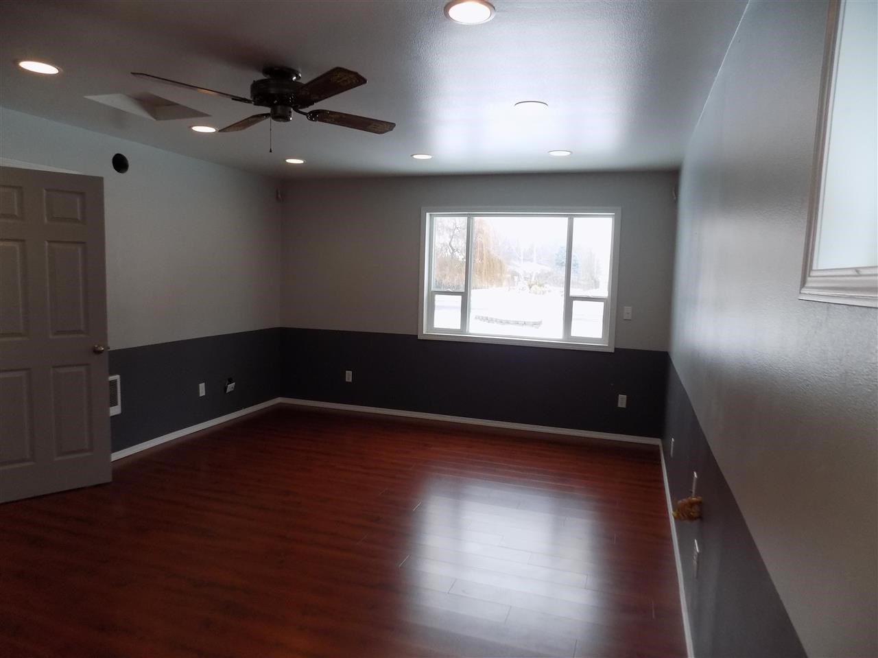 303 W Joseph Ave - Photo 12